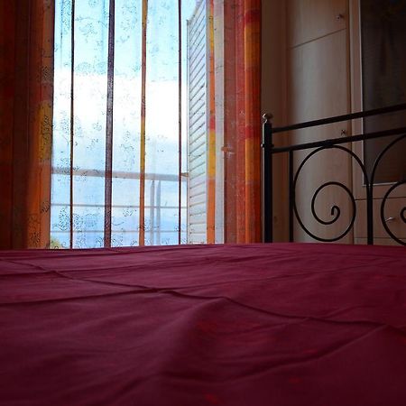 Giorgis Home Seafront Schinias Exterior foto